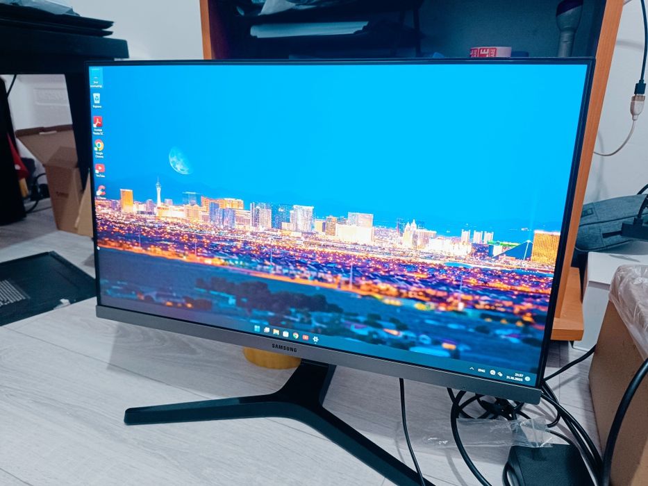 Монитор SAMSUNG 24" Безрамочный! 75Гц!