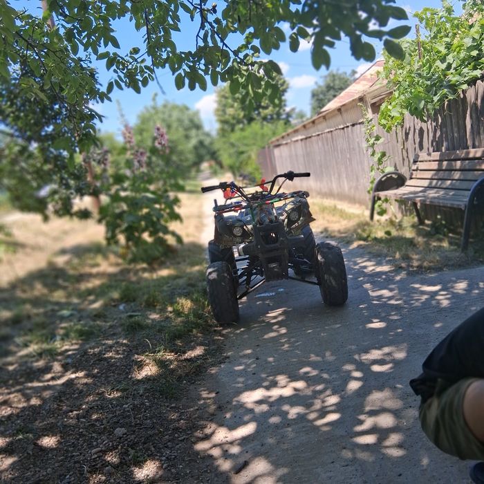 De vânzare atv 125 mai multe detalii în privat