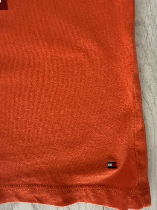 Оригинални тениски Tommy Hilfiger и Scotch Soda в иключително добро състояние.