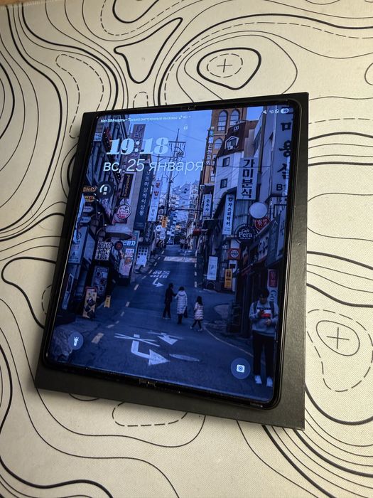 Продам Смартфон Samsung Z Fold 3