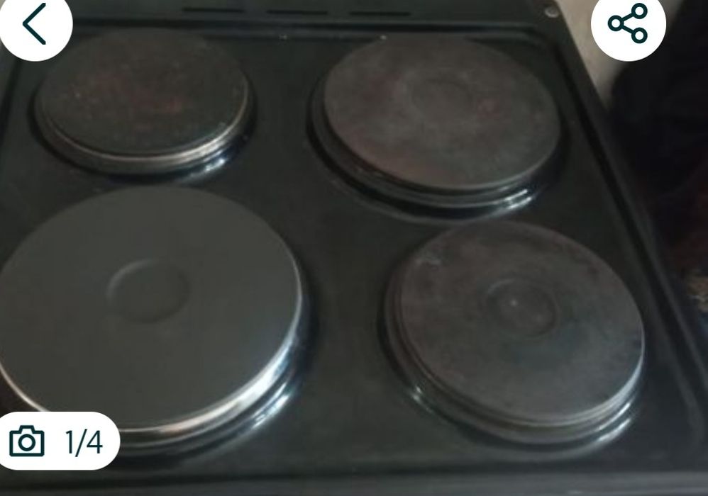 Продаю на запчасти электроплиту