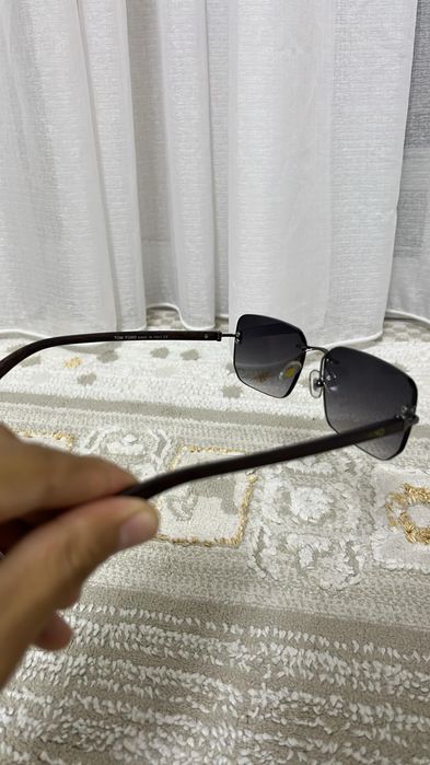 Очки сатылады Tom Ford