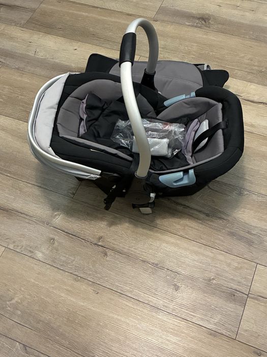 Детска количка Chipolino  3 in 1