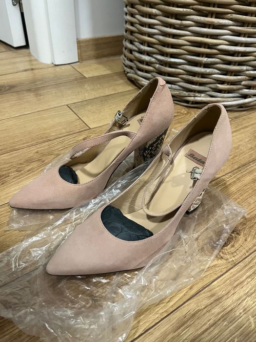 Batа дамски обувки с ток