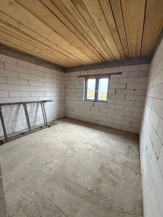 Casa de vanzare in cartierul nou din Alunis, com. Frumuseni