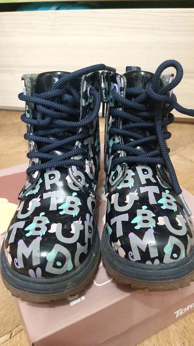 Обувь для девочки сапоги 27 и ботинки 25