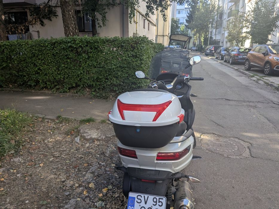 Piaggio MP3 500 cm3