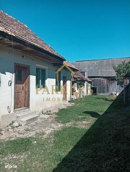Casa de vanzare cu teren de 1000 mp in Cincsor jud Brasov
