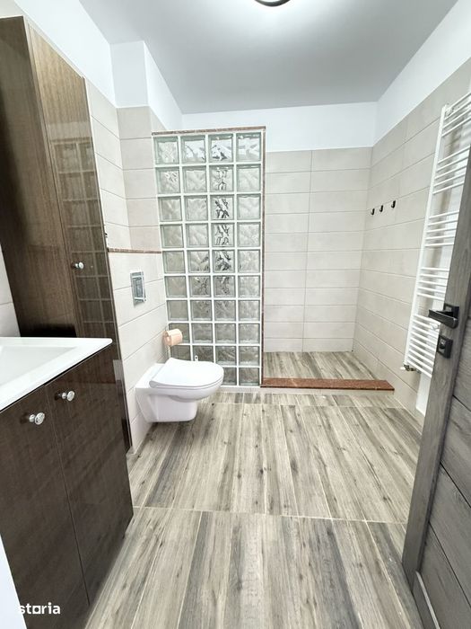 Apartament 2 camere la cheie , Eroilor .