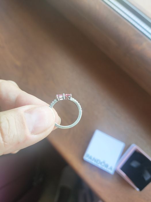 Vând inel Pandora 18mm/ masura 52