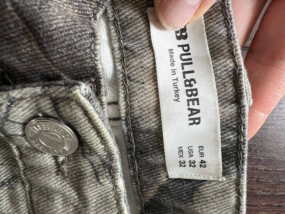 Шорты мужские / подростковые PULL&BEAR