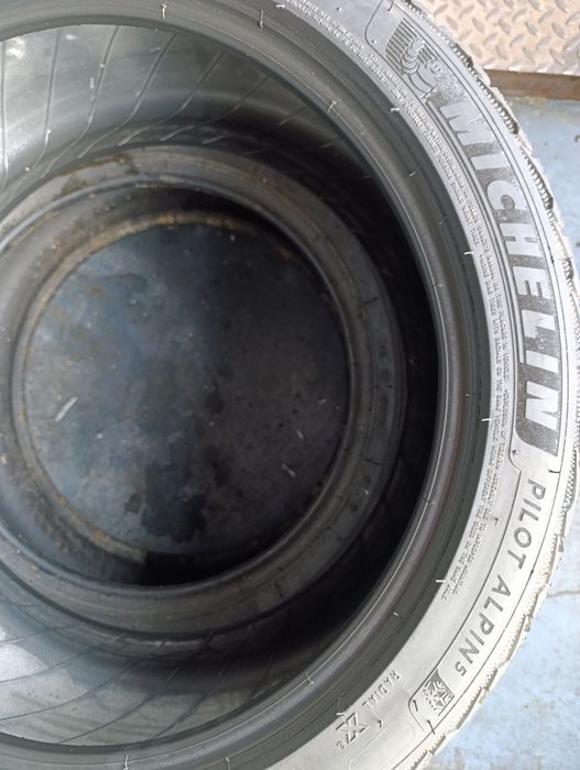 Anvelope de iarnă 225 40 18 Michelin dot 2021