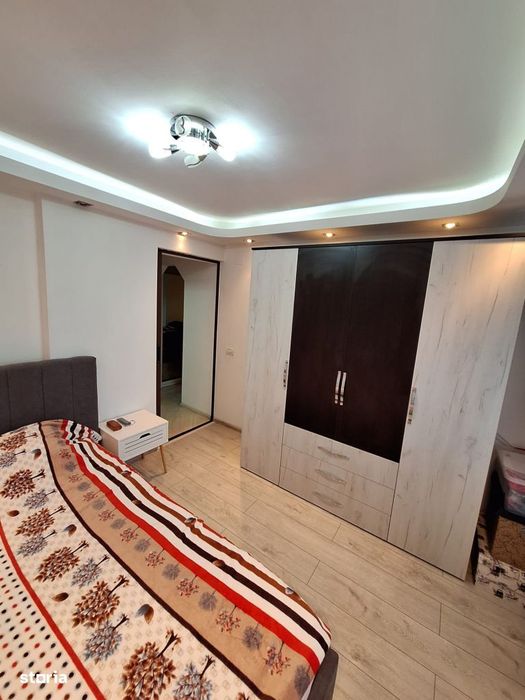 - Apartament 3 camere Renovat in Totalitate, Dorobantilor - etaj 2/4.