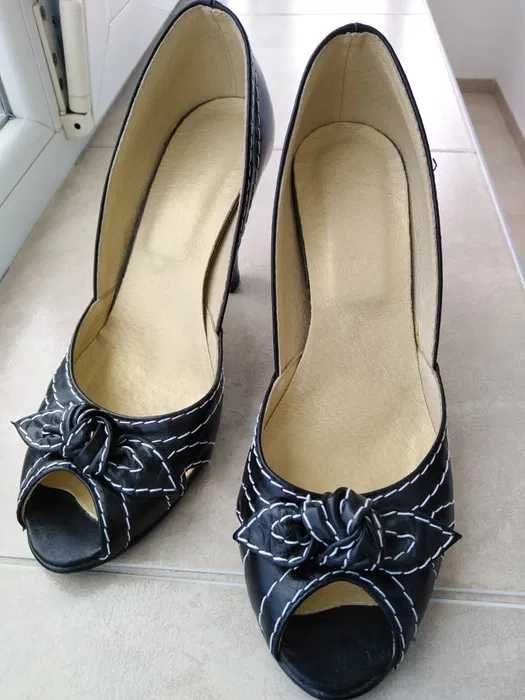 Дамски обувки 37 номер