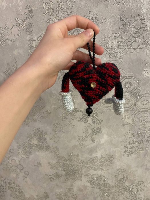 Вязаная игрушка цена 2500