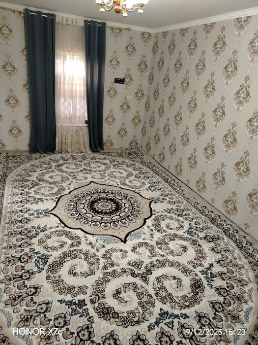 gilam  ishlatilmagan yangi toza