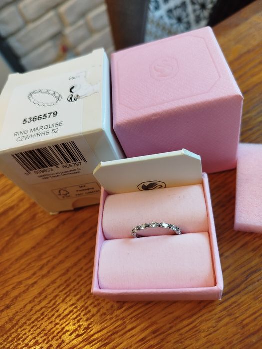 Дамски пръстен Swarovski Marquise