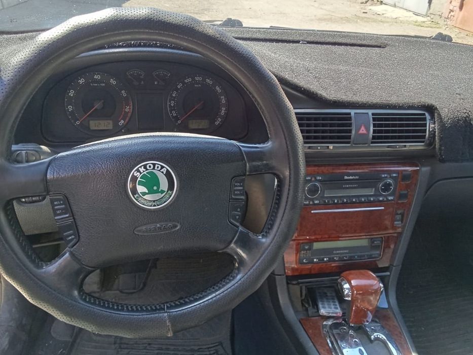 Автомобиль легковой