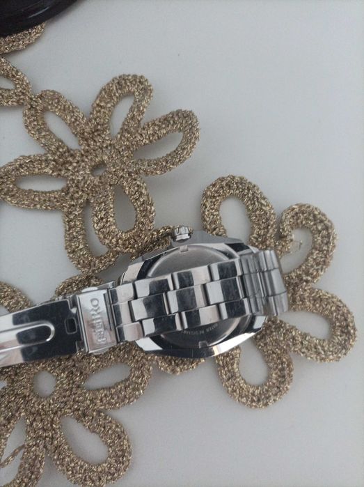 Продавам Seiko 8F56