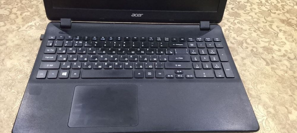Notbook Acer ishlashi yaxshi