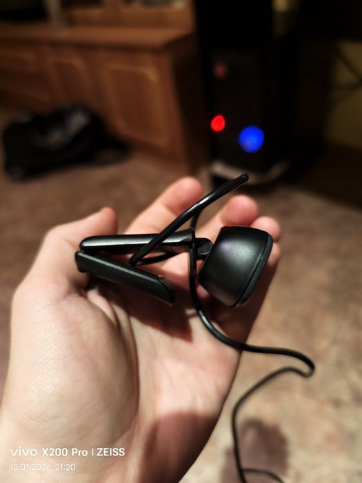 Продам веб камеру