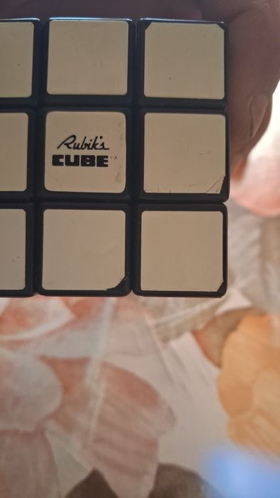 Оригинално кубче рубик