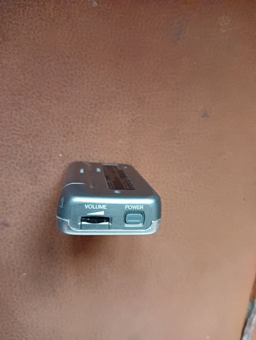 Малко радио AIWA