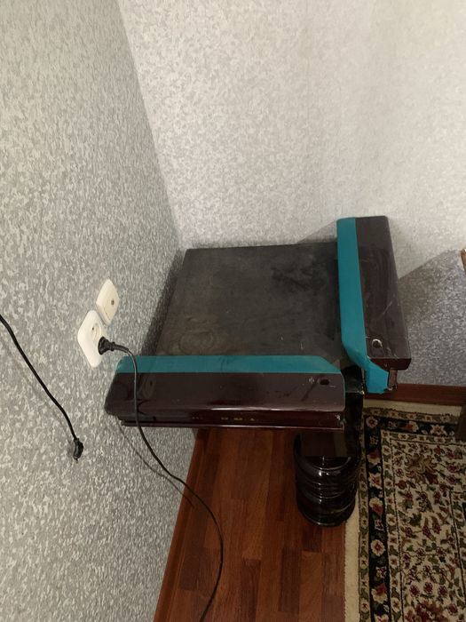 бильярдный уголок продается!