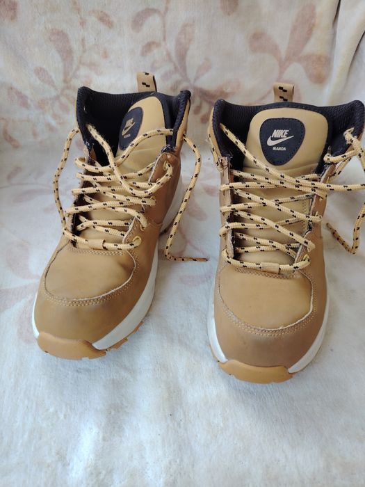 Боти на Найк номер 37