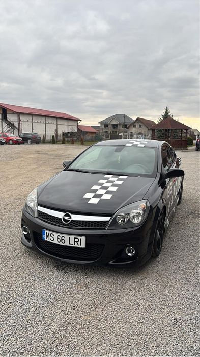 Opel Astra H OPC