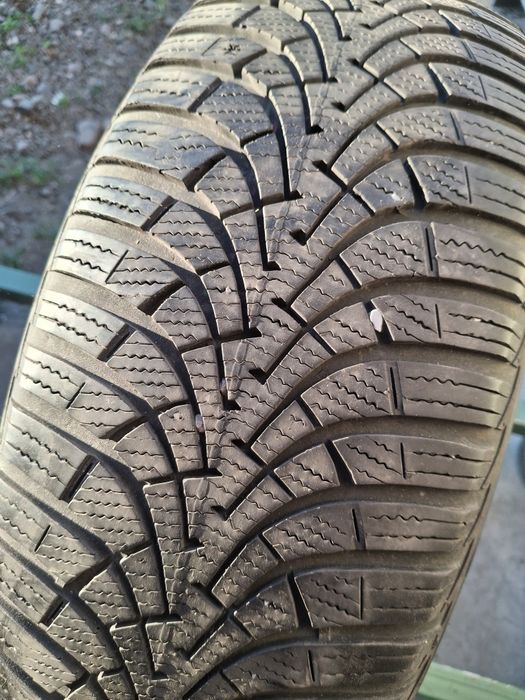4 Anvelope de iarnă  205 60 r16  Goodyear