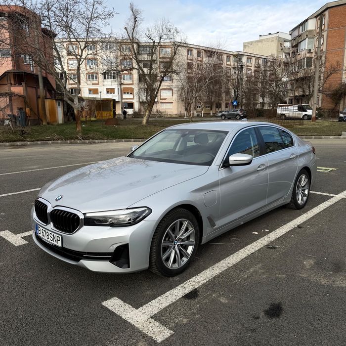 BMW 5 Series 2020 — imagine 4