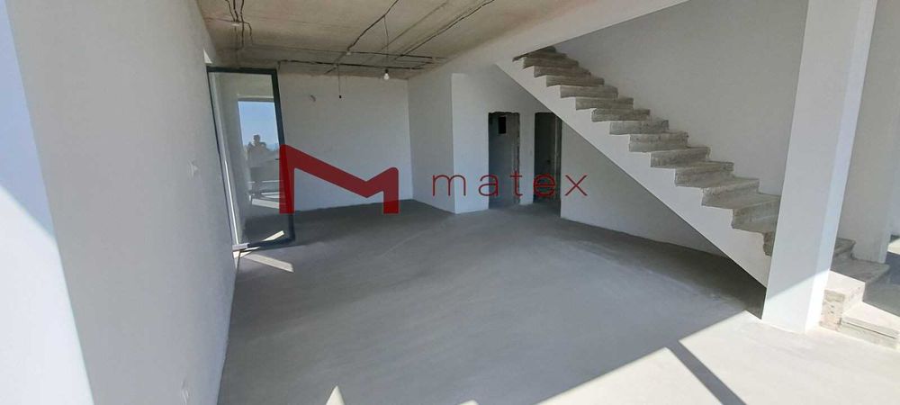 БУТИКОВА КЪЩА- Ален Мак - Траян Кателиев