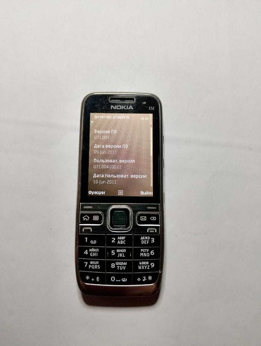Nokia E52, телефон, кнопочный, ретро