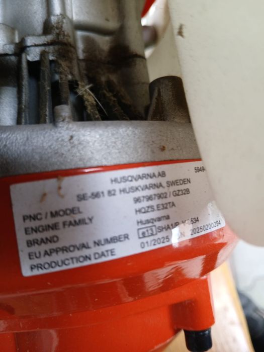 Motocoasa husqvarna