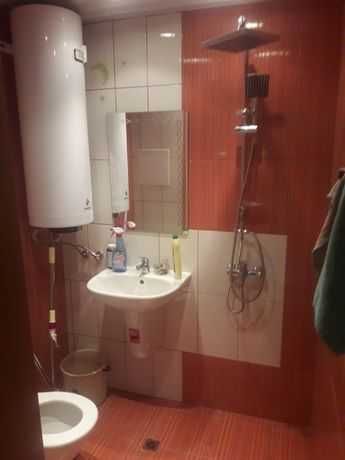 Дава се под наем Тристаен апартамент в Бургас, Център - 100 кв.м за 178.5 € - Снимка #8