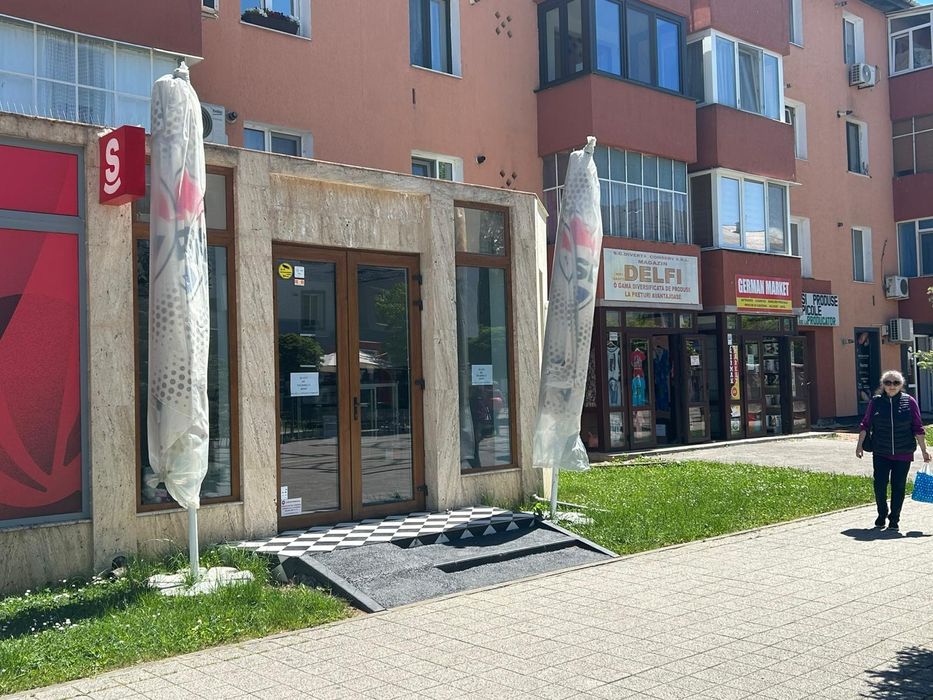 Ofer spre  închiriere - Spațiu comercial pe pietonala Corvin, Hunedoara