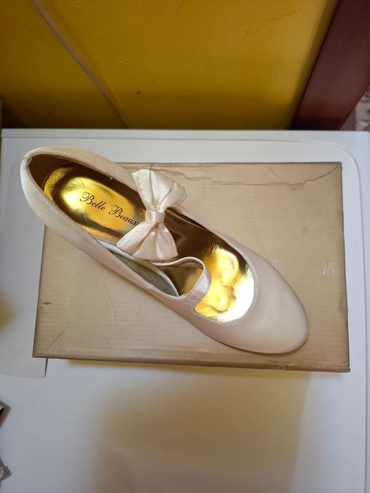 Vand Pantofi De Satin Marime 38