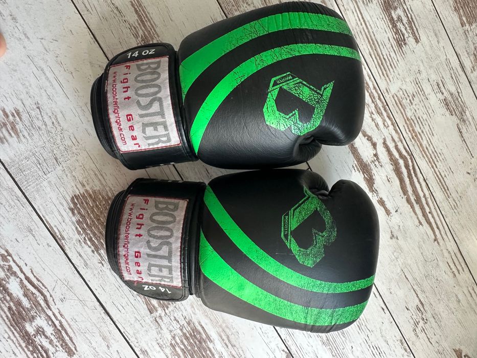 Боксови ръкавици Booster 14oz