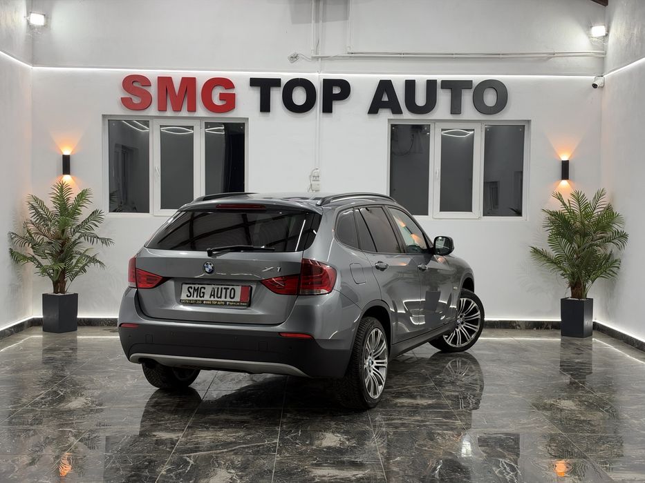 BMW X1 2012 — imagine 3