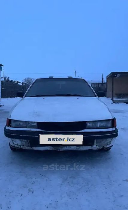 Продам лансер 1989