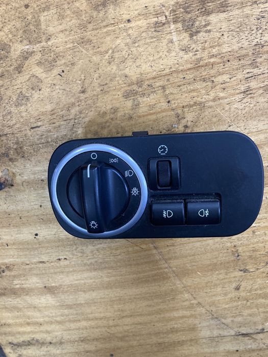 Range rover sport 2012година Ключ светлини