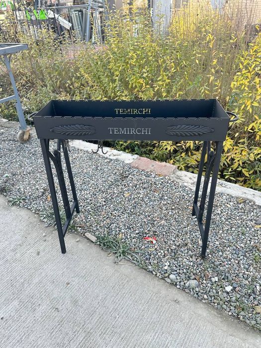 Shashlik qo'ra mangal