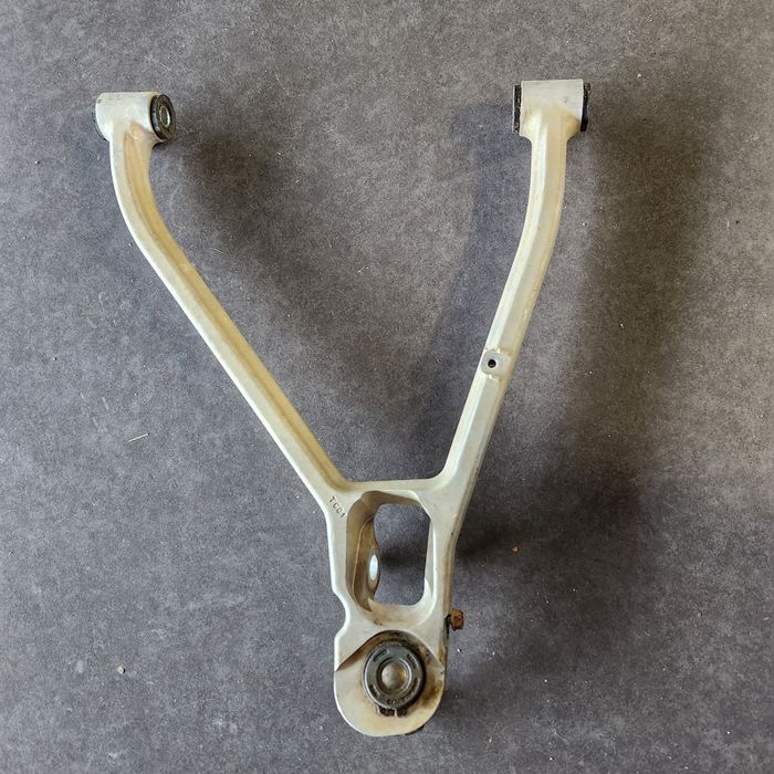 Употр. Горни Носачи Десен за 2007 - 2010 Can-Am Renegade 800