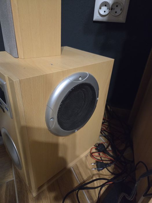 Sistem boxe 5+1 perfect funcțional