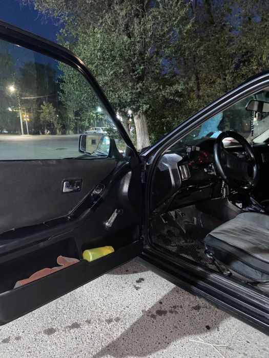 Срочно!! Продам машину audi 80 B3