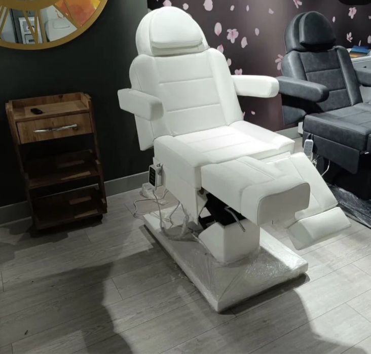Електрически столове за педикюр с 3 мотора – НОВИ