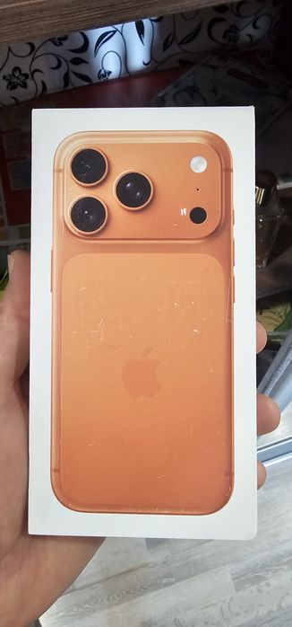 продам айфон 17про 256гб