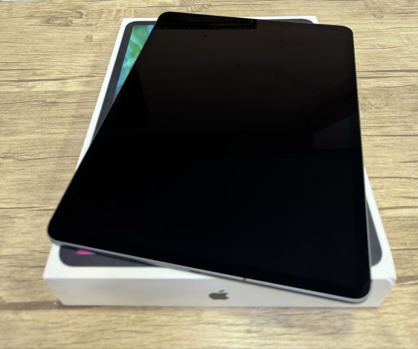 Prodam Idyal Ipad Pro 12.9 4th 256GB sim kart