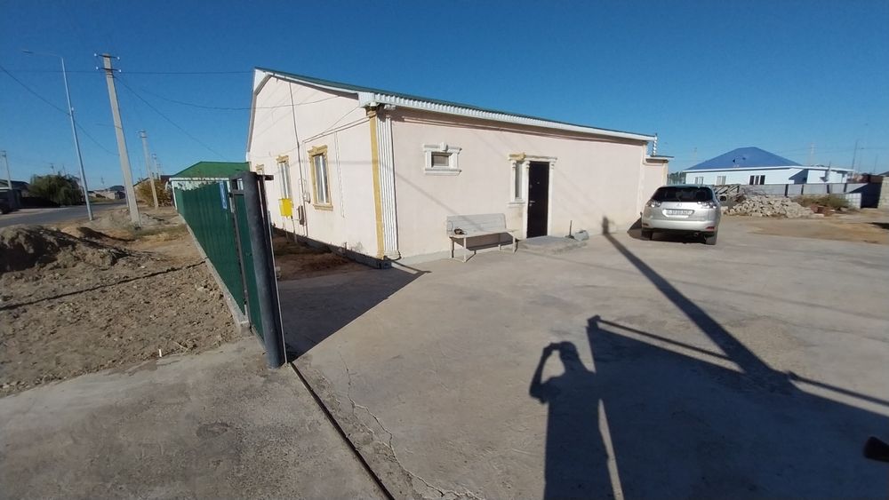 Мкр. жұлдыз-2,   5-бөлмелі үй сатылады